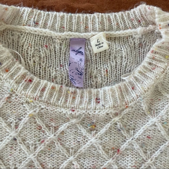 Francesca’s Collections Alya Beige Sweater with multicolor specks - Picture 3 of 4